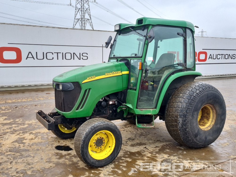 John Deere 4520 - Mini tractor: foto 1 John Deere 4520 - Mini tractor: foto 1