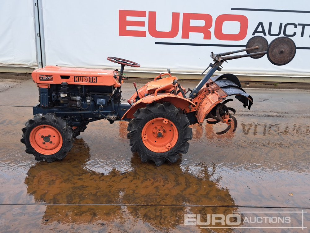 Kubota B6000 - Mini tractor: foto 2 Kubota B6000 - Mini tractor: foto 2