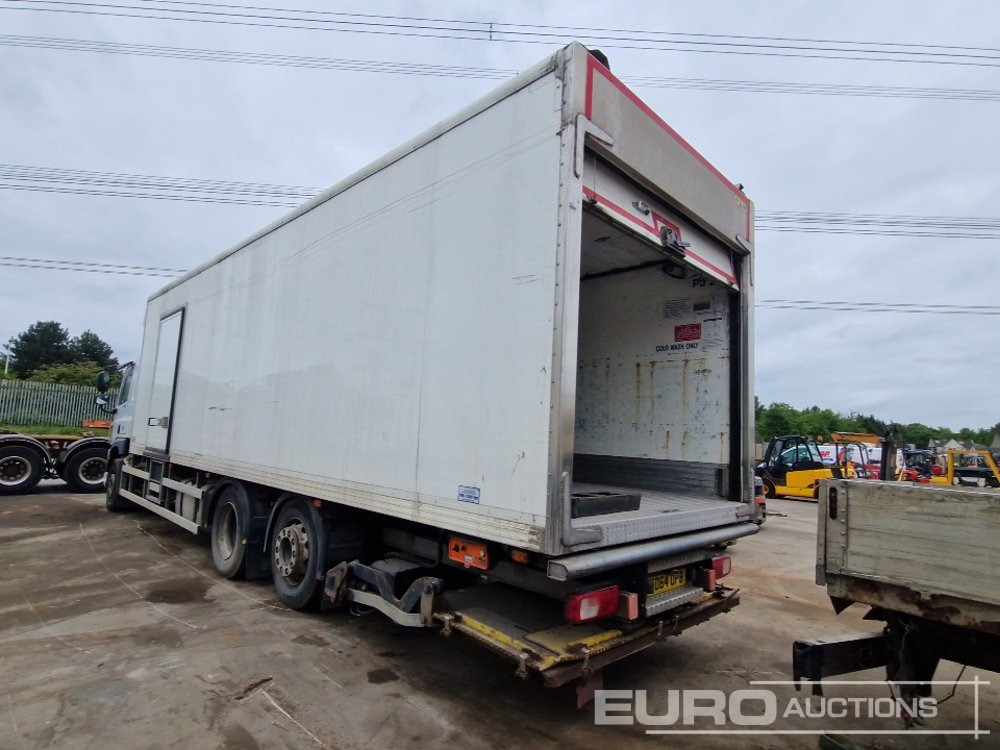 DAF CF330 - Maquinaria de construcción: foto 3 DAF CF330 - Maquinaria de construcción: foto 3