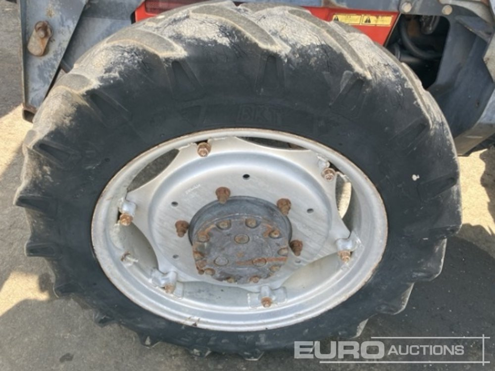 Massey Ferguson 3060 - Tractor: foto 5 Massey Ferguson 3060 - Tractor: foto 5