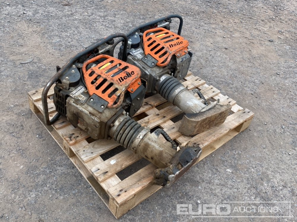 Pallet of Compaction Plates - Construcción de carreteras: foto 1 Pallet of Compaction Plates - Construcción de carreteras: foto 1