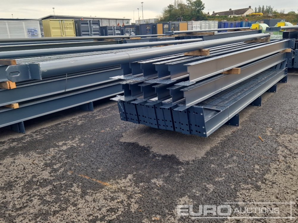 Unused 100' x 30' x 15' Steel Frame Building, 12.5 Roof Pitch, Purlin Cleats, Roof Bracing - Casa contenedor: foto 3 Unused 100' x 30' x 15' Steel Frame Building, 12.5 Roof Pitch, Purlin Cleats, Roof Bracing - Casa contenedor: foto 3