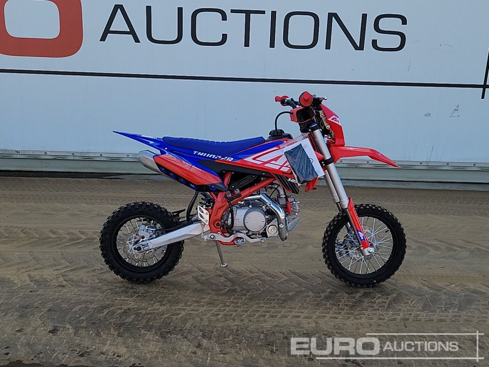 Motocicleta Unused 2025 Apollo Thunder 125cc Motorcross Bike, 14" Front, 12" Rear Tyres, Electric Start, Air Cooled, Hydraulic Suspension, Disc Brakes, Lighting Kit (UNASSEMBLED): foto 6