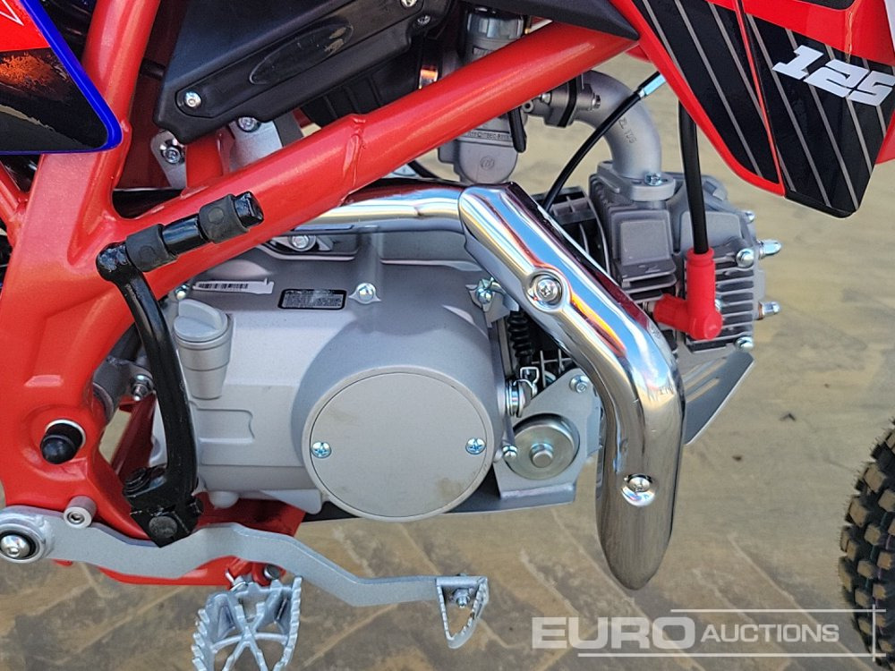 Motocicleta Unused 2025 Apollo Thunder 125cc Motorcross Bike, 14" Front, 12" Rear Tyres, Electric Start, Air Cooled, Hydraulic Suspension, Disc Brakes, Lighting Kit (UNASSEMBLED): foto 13