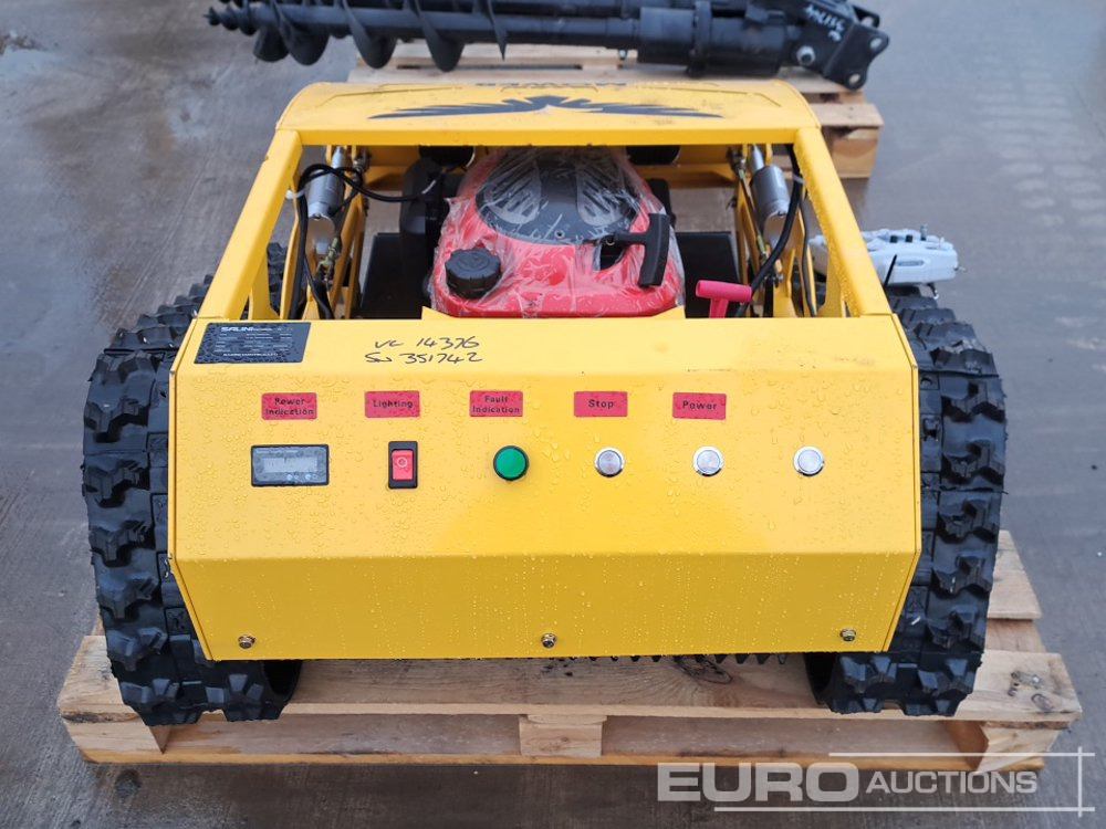 Unused 2025 Salini RC-900 Radio Controlled Tracked Lawnmower (Controls in Office) - Cortacésped: foto 4 Unused 2025 Salini RC-900 Radio Controlled Tracked Lawnmower (Controls in Office) - Cortacésped: foto 4