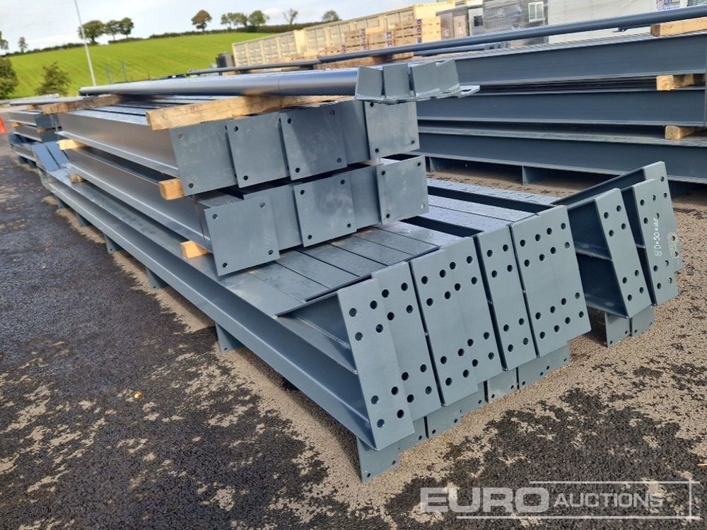 Unused 80' x 50’ x 16.5' Steel Frame Building, 12.5 Roof Pitch, Purlin Cleats, Roof Bracing - Casa contenedor: foto 4 Unused 80' x 50’ x 16.5' Steel Frame Building, 12.5 Roof Pitch, Purlin Cleats, Roof Bracing - Casa contenedor: foto 4