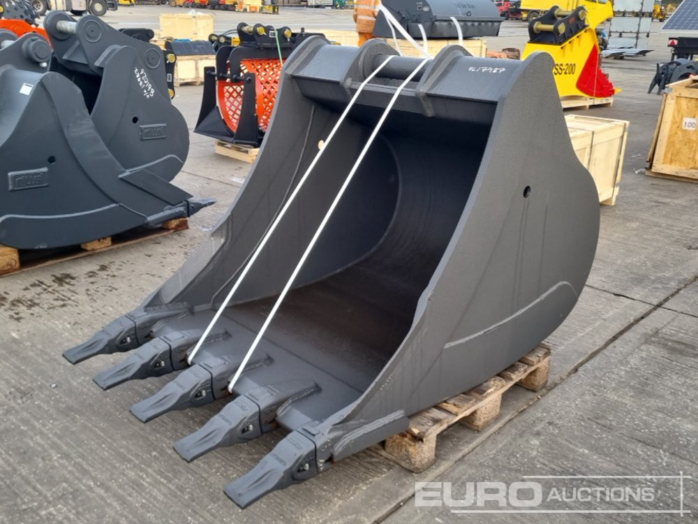 Unused CNH 44" Scoop Bucket 80mm Pin to suit 20 Ton Excavator - Cazo: foto 1 Unused CNH 44" Scoop Bucket 80mm Pin to suit 20 Ton Excavator - Cazo: foto 1