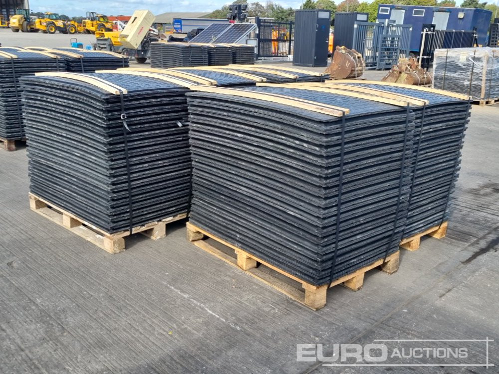 Unused Pallet of 4' x 2.5' Plastic Road Plates (5 of) - Equipo de construcción: foto 3 Unused Pallet of 4' x 2.5' Plastic Road Plates (5 of) - Equipo de construcción: foto 3