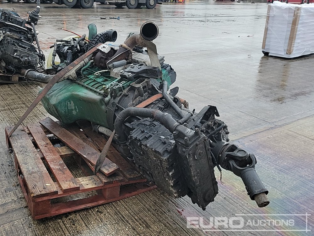 Volvo 6 Cylinder Engine, Gearbox - Motor: foto 3 Volvo 6 Cylinder Engine, Gearbox - Motor: foto 3