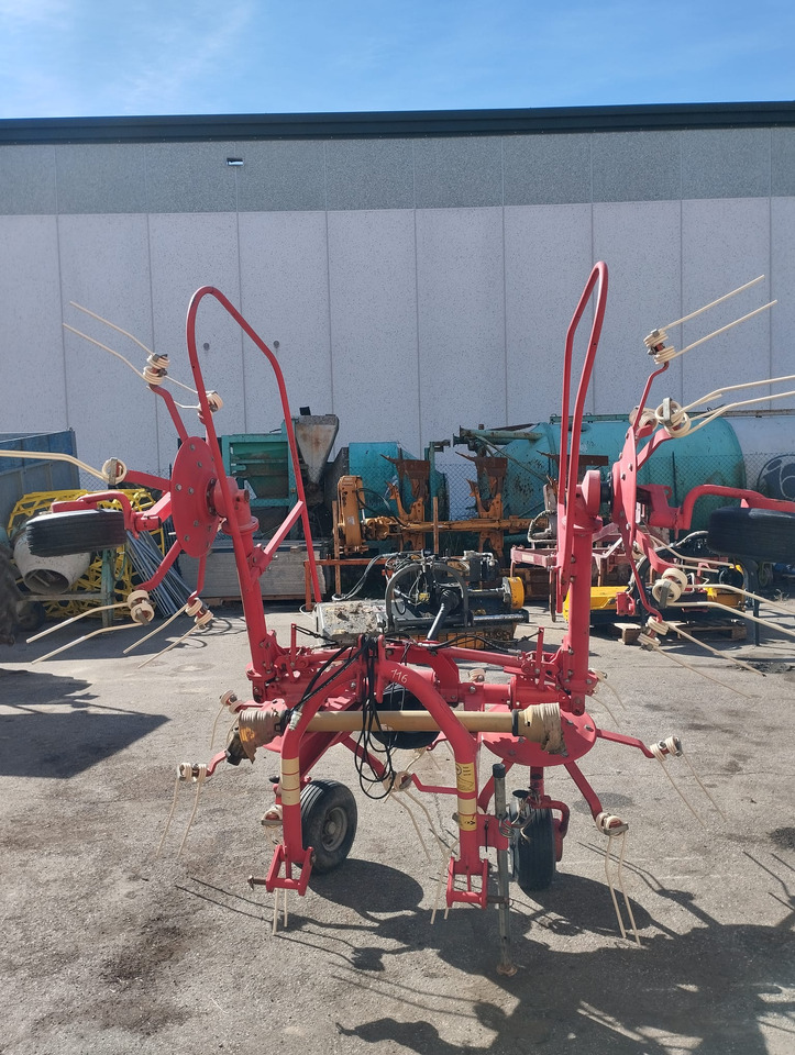 Voltafieno usato Sip 400 idraulico - Henificadora: foto 5 Voltafieno usato Sip 400 idraulico - Henificadora: foto 5