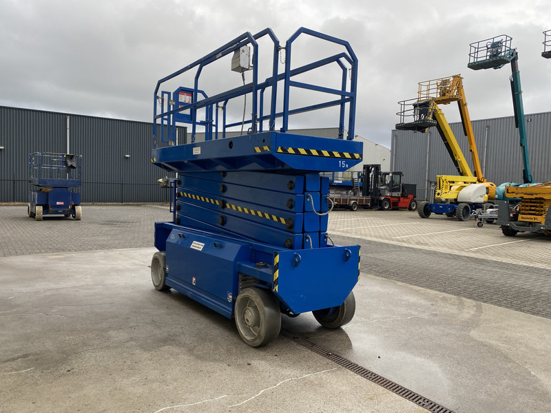 HAB S152 12E 2WD, schaar hoogwerker, 15,2 meter - Plataforma de tijeras: foto 4 HAB S152 12E 2WD, schaar hoogwerker, 15,2 meter - Plataforma de tijeras: foto 4