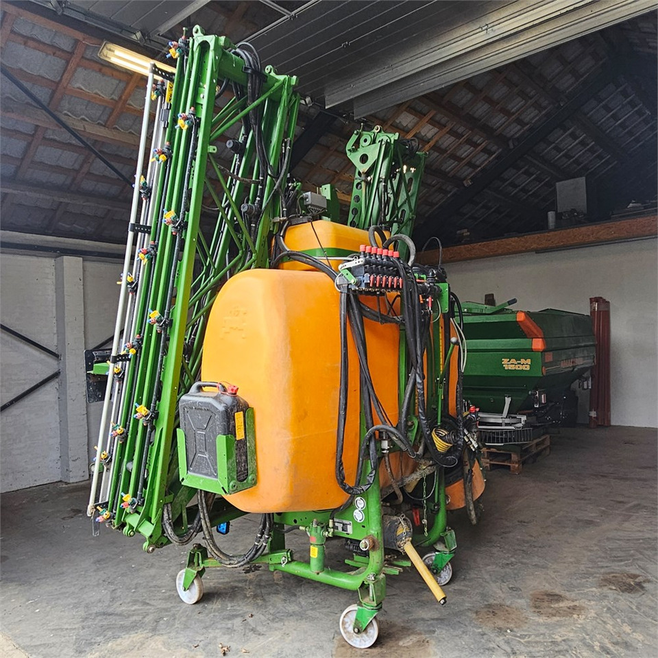 Amazone UF1200 - Pulverizador: foto 1 Amazone UF1200 - Pulverizador: foto 1
