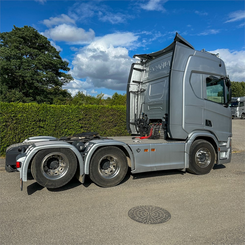 Scania R530 (A6X2NB) - Cabeza tractora: foto 4 Scania R530 (A6X2NB) - Cabeza tractora: foto 4