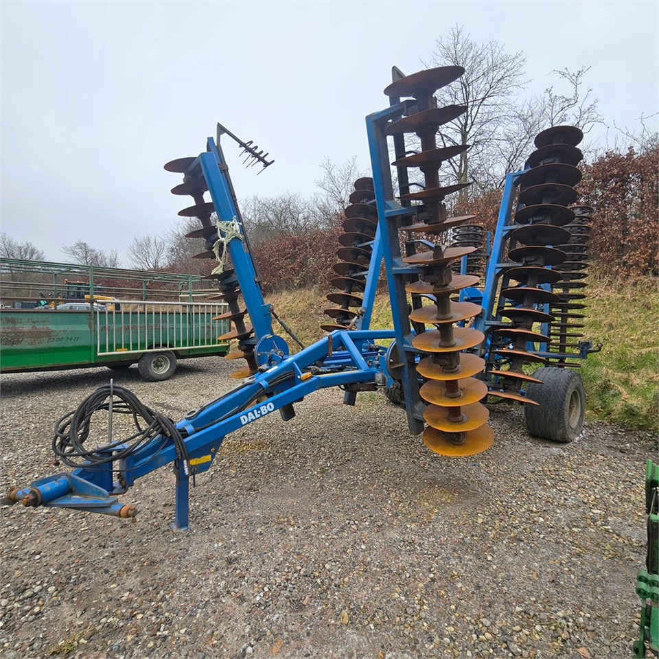 Dalbo AXR-H 600 - Rastras: foto 1 Dalbo AXR-H 600 - Rastras: foto 1