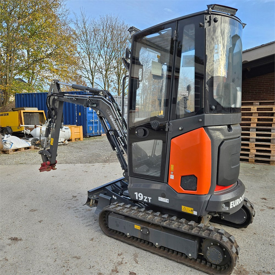 Eurocomach 19 ZT - Miniexcavadora: foto 5 Eurocomach 19 ZT - Miniexcavadora: foto 5