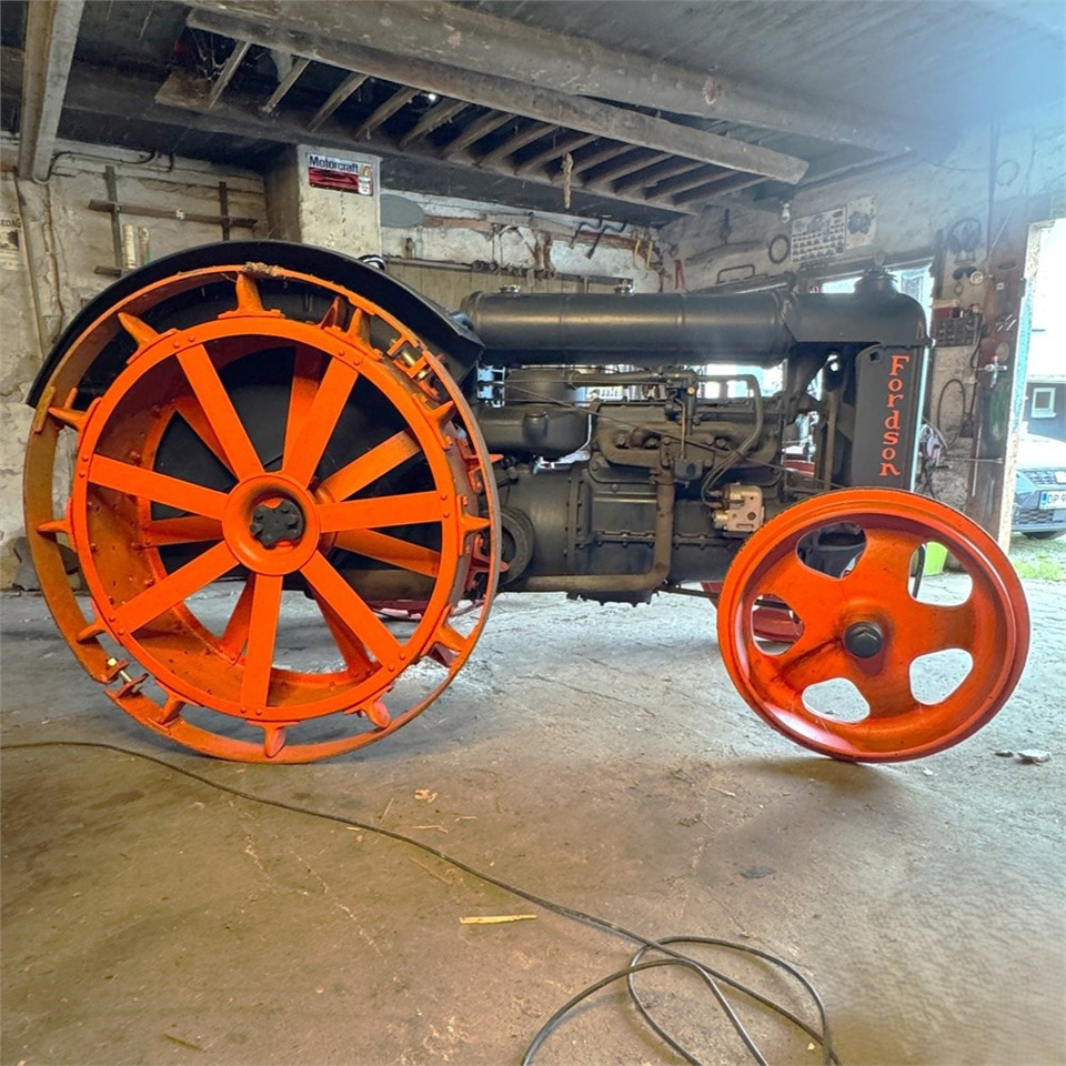 Fordson N - Tractor: foto 4 Fordson N - Tractor: foto 4