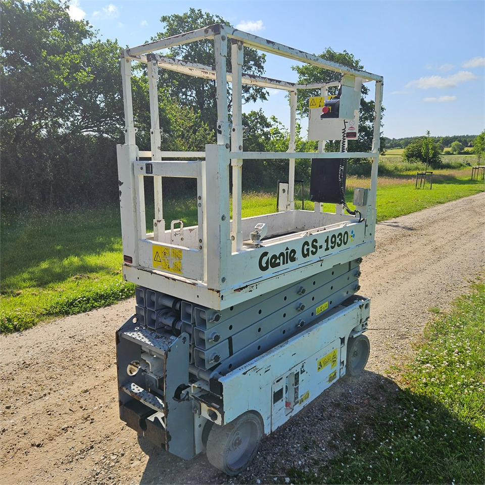 Plataforma de tijeras Genie GS 1930: foto 6