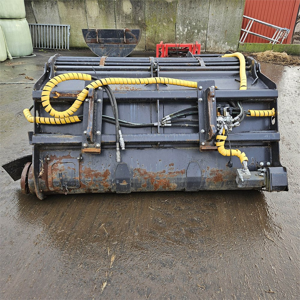 Grasstech BeetMaster 750 - Cazo: foto 4 Grasstech BeetMaster 750 - Cazo: foto 4