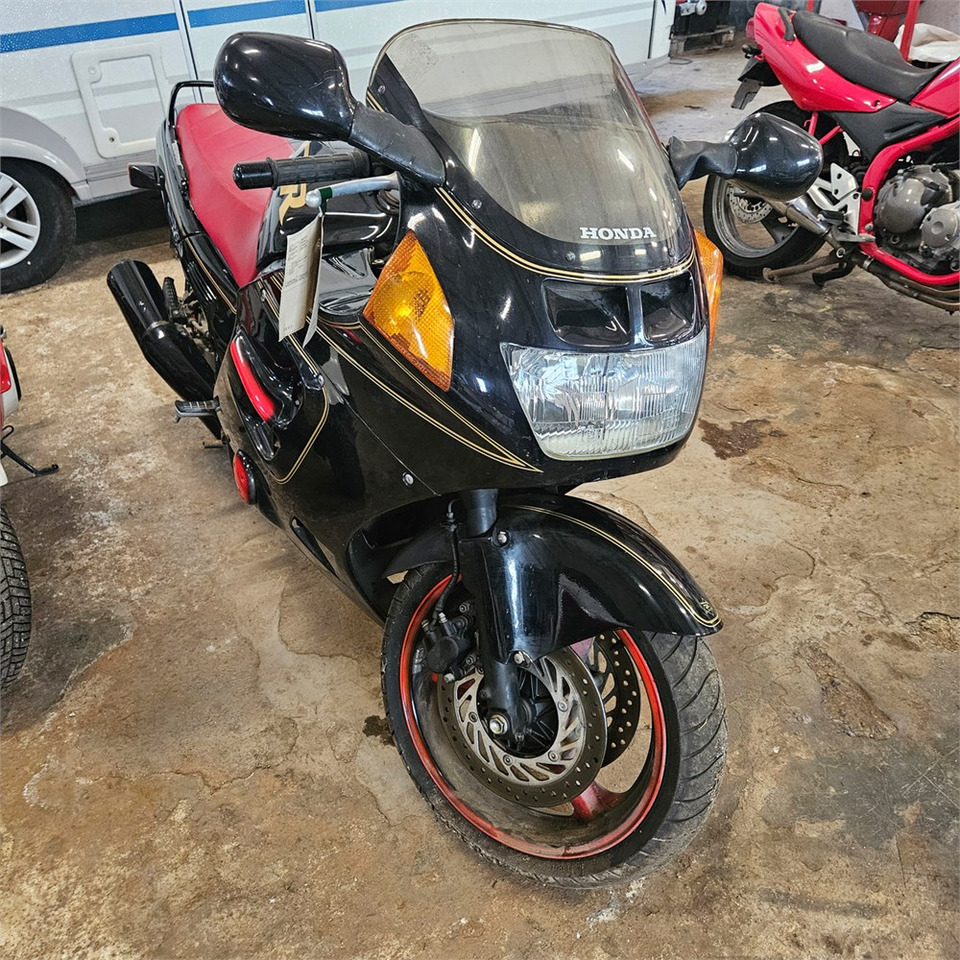 Honda CBR1000F - Motocicleta: foto 2 Honda CBR1000F - Motocicleta: foto 2