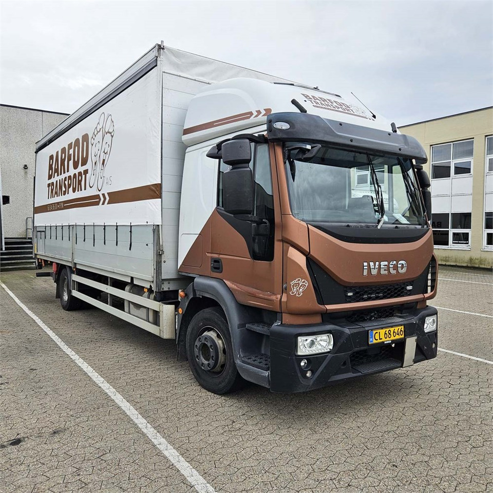 Iveco Eurocargo - Camión lona: foto 1 Iveco Eurocargo - Camión lona: foto 1