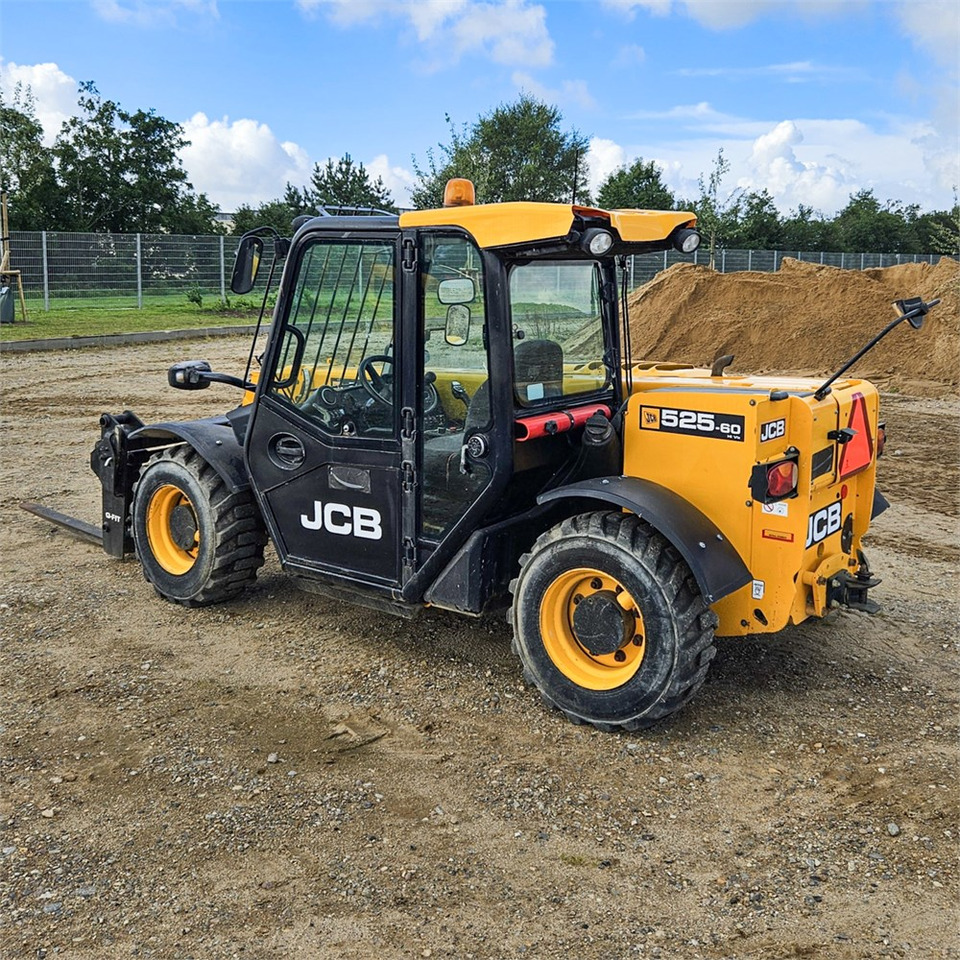 JCB 525-60T4 - Manipulador telescópico: foto 3 JCB 525-60T4 - Manipulador telescópico: foto 3