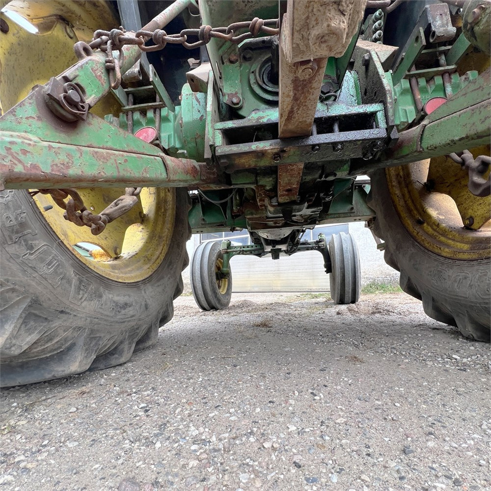 Tractor John Deere 2140: foto 31