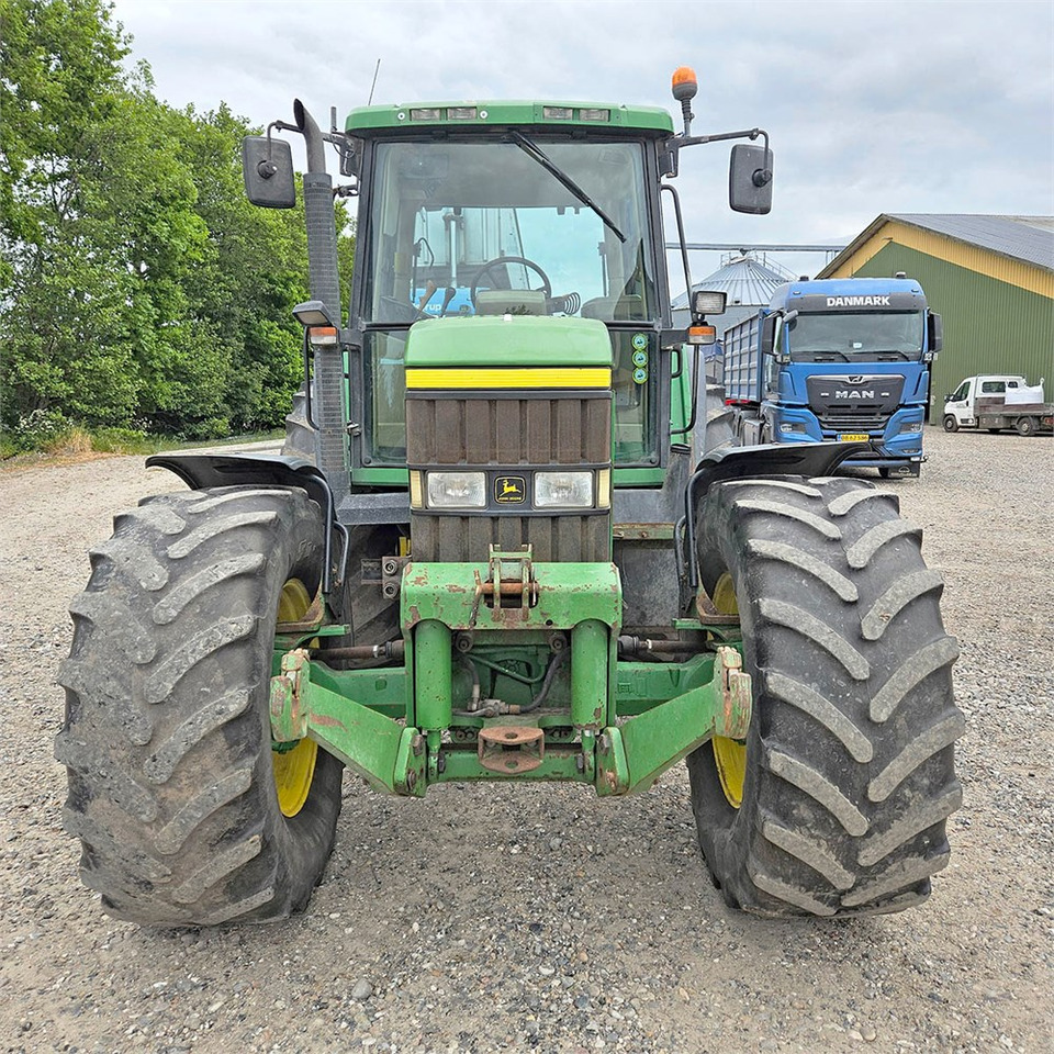 John Deere 6910 - Tractor: foto 4 John Deere 6910 - Tractor: foto 4
