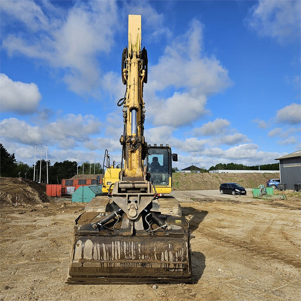 Excavadora de cadenas Komatsu PC240 LC-8: foto 8