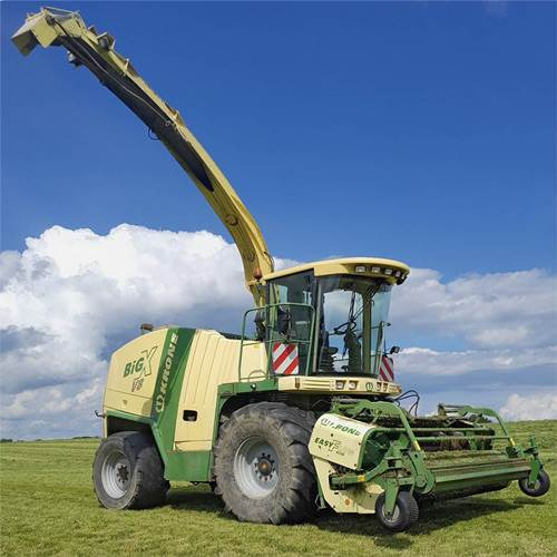 Krone BiG X V8 - Cosechadora de forraje: foto 1 Krone BiG X V8 - Cosechadora de forraje: foto 1