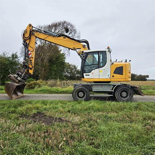 Liebherr A918 Compact - Excavadora de ruedas: foto 2 Liebherr A918 Compact - Excavadora de ruedas: foto 2