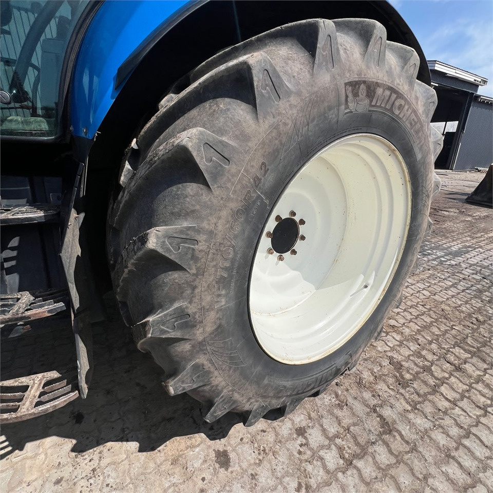 Tractor New Holland T6050: foto 48