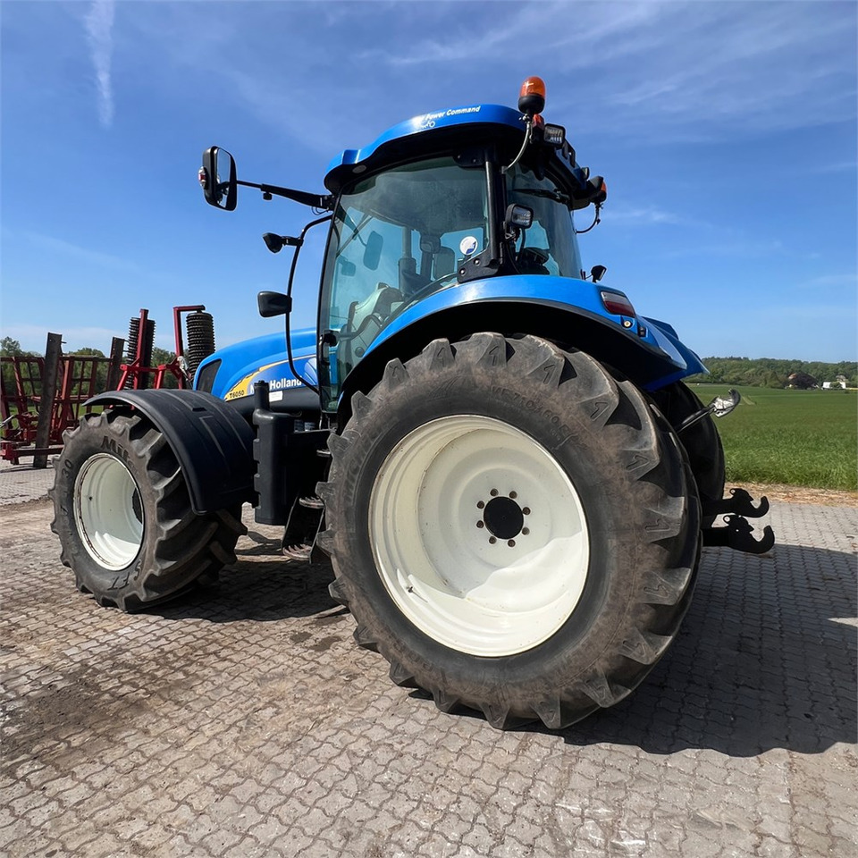 Tractor New Holland T6050: foto 9
