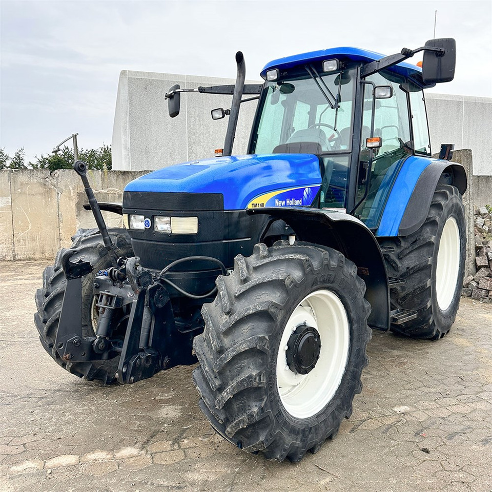 New Holland TM140 - Tractor: foto 2 New Holland TM140 - Tractor: foto 2