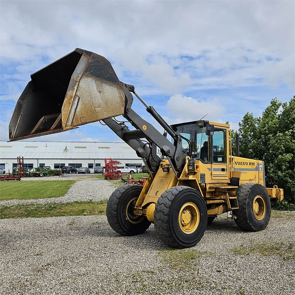 Volvo L90 B - Cargadora de ruedas: foto 2 Volvo L90 B - Cargadora de ruedas: foto 2