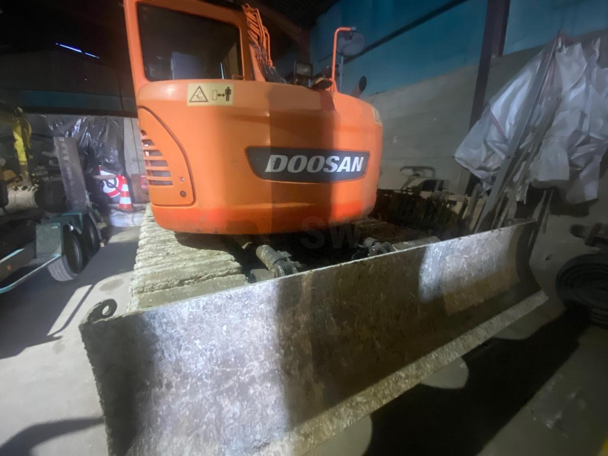 Doosan DX 140LCR - Excavadora de cadenas: foto 3 Doosan DX 140LCR - Excavadora de cadenas: foto 3