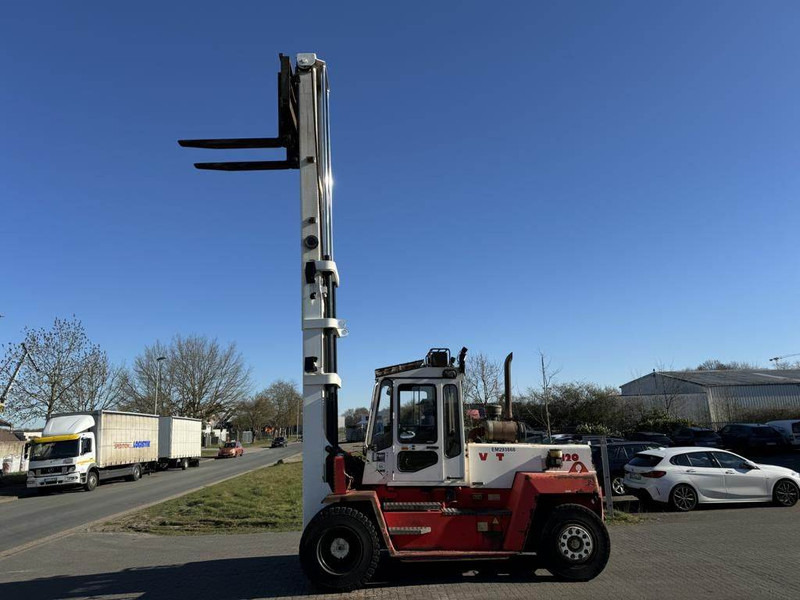 Svetruck 13.6-120-32 - Carretilla elevadora diésel: foto 4 Svetruck 13.6-120-32 - Carretilla elevadora diésel: foto 4