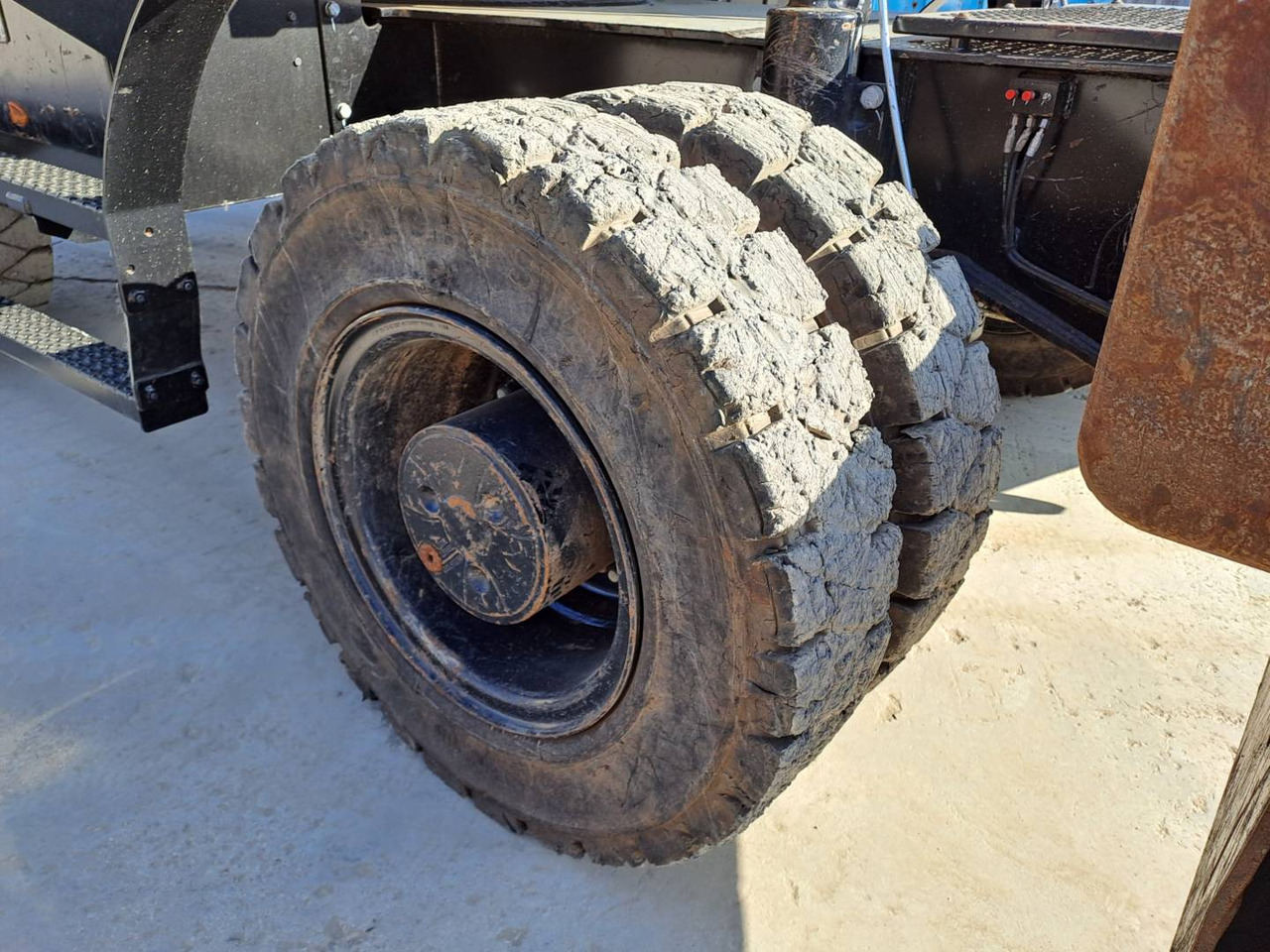 Excavadora de ruedas CAT MH3026: foto 14 Excavadora de ruedas CAT MH3026: foto 14