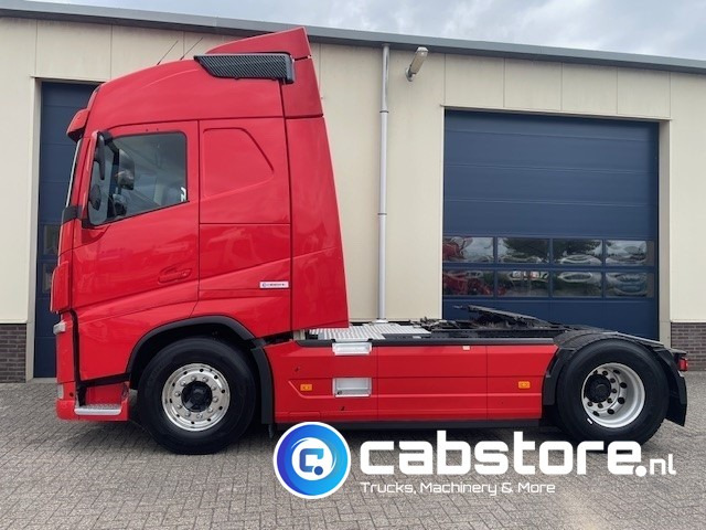 Volvo FH 500 4x2 Euro 6 - Globetrotter - VEB+ Brake - Hydraulic unit - Bouwjaar 2013 - Cabeza tractora: foto 3 Volvo FH 500 4x2 Euro 6 - Globetrotter - VEB+ Brake - Hydraulic unit - Bouwjaar 2013 - Cabeza tractora: foto 3