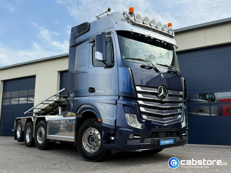 Mercedes-Benz ACTROS 3663 Euro 6 - 8x2 - RETARDER - Bouwjaar 09-2017 - 30 Ton's Container Kabelsysteem - Km 476.892 - Good condition - Camión con equipo de cable: foto 1 Mercedes-Benz ACTROS 3663 Euro 6 - 8x2 - RETARDER - Bouwjaar 09-2017 - 30 Ton's Container Kabelsysteem - Km 476.892 - Good condition - Camión con equipo de cable: foto 1