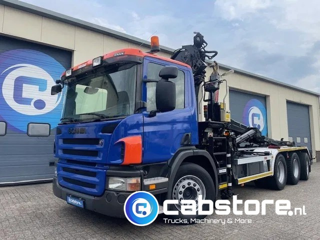Scania P380 LB 8x4*4 HNA Euro 5 - HIAB 211 E-3 Hipro Crane with remote control + Multilift XR26S61 Hooklift - Year 2009 - Km 336.501 !! - Good condition - Camión grúa: foto 3 Scania P380 LB 8x4*4 HNA Euro 5 - HIAB 211 E-3 Hipro Crane with remote control + Multilift XR26S61 Hooklift - Year 2009 - Km 336.501 !! - Good condition - Camión grúa: foto 3
