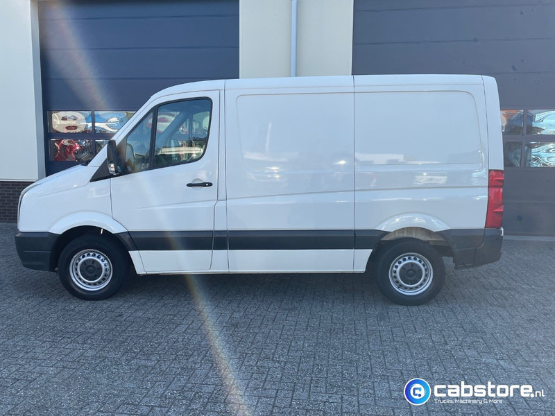 Volkswagen Crafter 2.5 TDI 90 Pk - Bouwjaar 2008 - Km 177.246 - Airco - Trekhaak - 6 Speed handgeschakeld - 2 zitplaatsen - Furgoneta pequeña: foto 5 Volkswagen Crafter 2.5 TDI 90 Pk - Bouwjaar 2008 - Km 177.246 - Airco - Trekhaak - 6 Speed handgeschakeld - 2 zitplaatsen - Furgoneta pequeña: foto 5