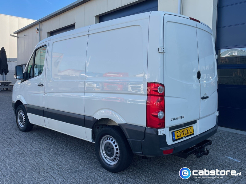 Volkswagen Crafter 2.5 TDI 90 Pk - Bouwjaar 2008 - Km 177.246 - Airco - Trekhaak - 6 Speed handgeschakeld - 2 zitplaatsen - Furgoneta pequeña: foto 3 Volkswagen Crafter 2.5 TDI 90 Pk - Bouwjaar 2008 - Km 177.246 - Airco - Trekhaak - 6 Speed handgeschakeld - 2 zitplaatsen - Furgoneta pequeña: foto 3