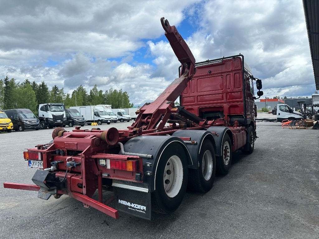 Leasing de DAF XF105.410 8x2  DAF XF105.410 8x2: foto 6