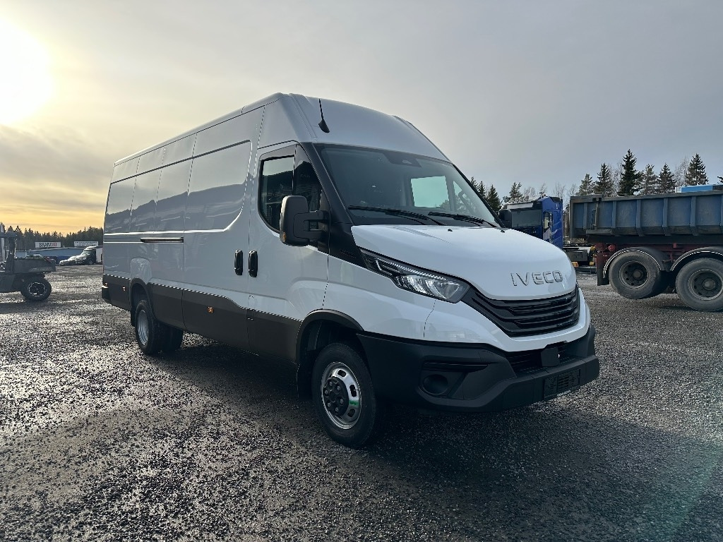 Iveco Daily 50C18 16m3 - Furgón: foto 2 Iveco Daily 50C18 16m3 - Furgón: foto 2