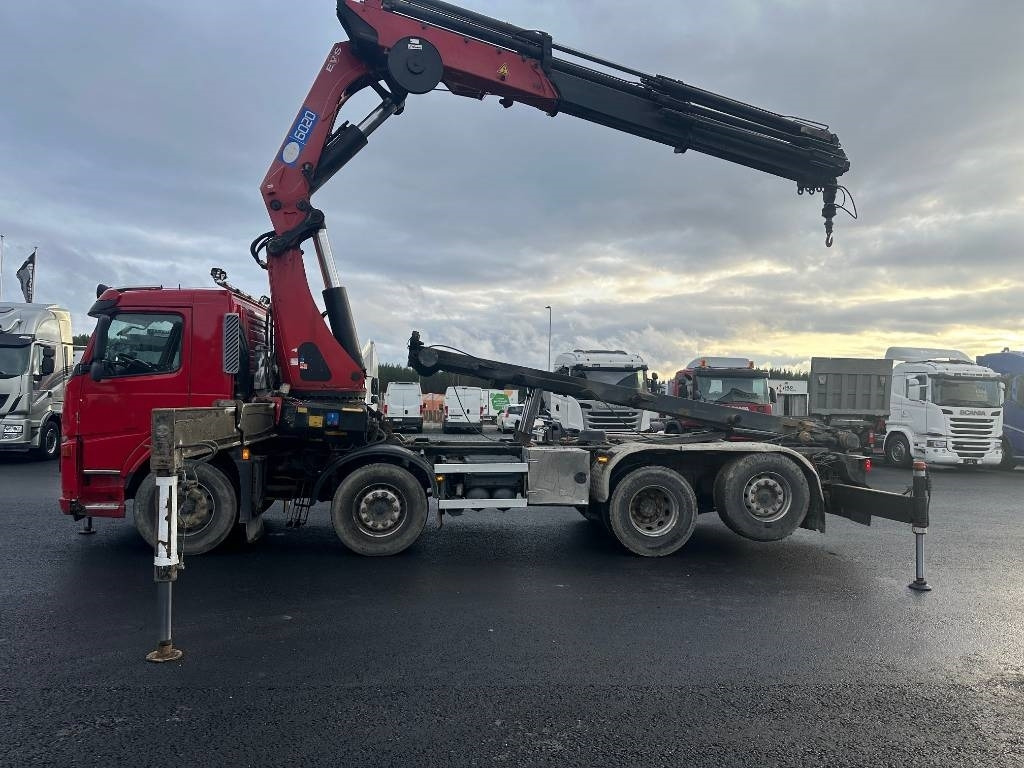 Volvo FM13. HMF 6020-K8 - Camión grúa: foto 2 Volvo FM13. HMF 6020-K8 - Camión grúa: foto 2