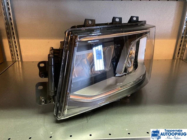 Scania N.G.S Headlamp LH P/N: 2674390 - Sistema eléctrico para Camión: foto 1 Scania N.G.S Headlamp LH P/N: 2674390 - Sistema eléctrico para Camión: foto 1