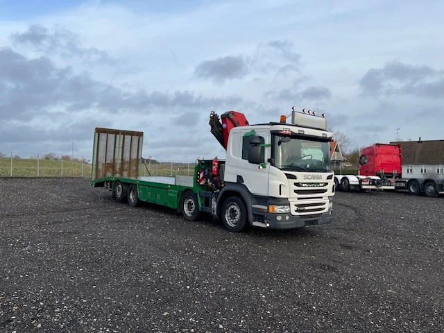 Scania P450 8X2*6 Knæklad + Kran HMF1820 – Machinetransporter - Camión portavehículos, Camión grúa: foto 2 Scania P450 8X2*6 Knæklad + Kran HMF1820 – Machinetransporter - Camión portavehículos, Camión grúa: foto 2