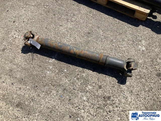 Scania P500 propeller shaft – Scania 1758546 - Eje y piezas para Camión: foto 1 Scania P500 propeller shaft – Scania 1758546 - Eje y piezas para Camión: foto 1