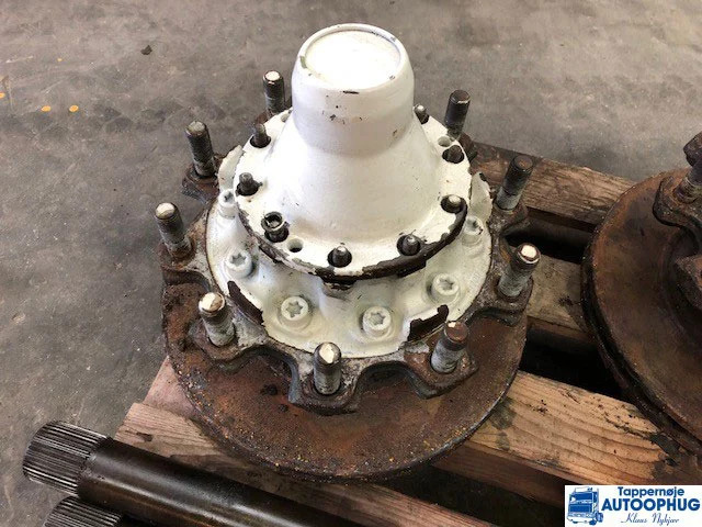 Scania baghjul nav / rear hub P/N: 2290525 - Eje y piezas para Camión: foto 1 Scania baghjul nav / rear hub P/N: 2290525 - Eje y piezas para Camión: foto 1
