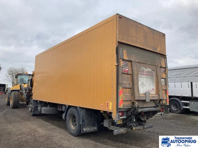 Volvo FM370 4X2 alukasse - Camión caja cerrada: foto 3 Volvo FM370 4X2 alukasse - Camión caja cerrada: foto 3